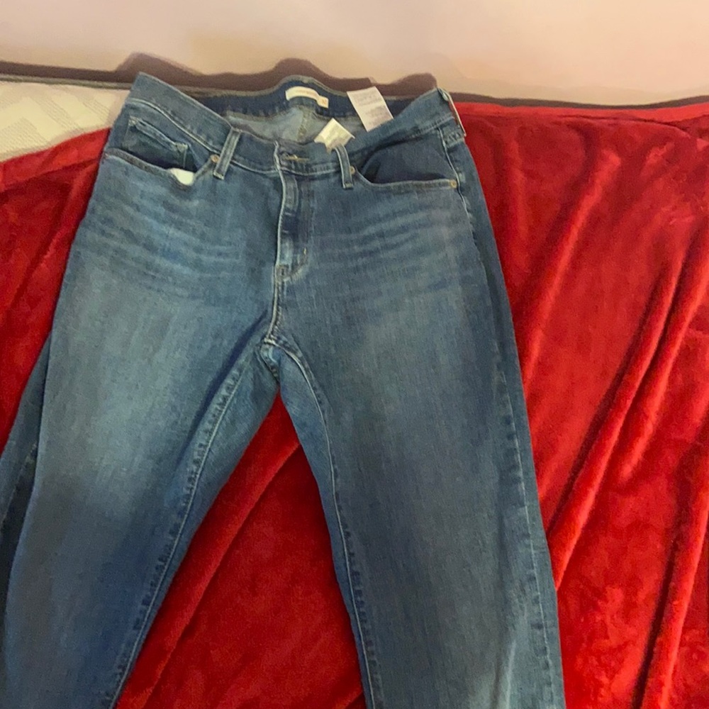 Women’s bootcut curvy jeans